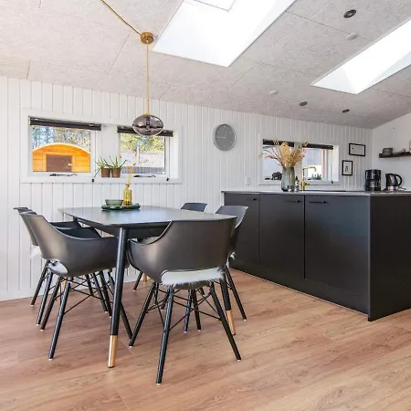 Сasa de vacaciones 6 Person In Bl Vand